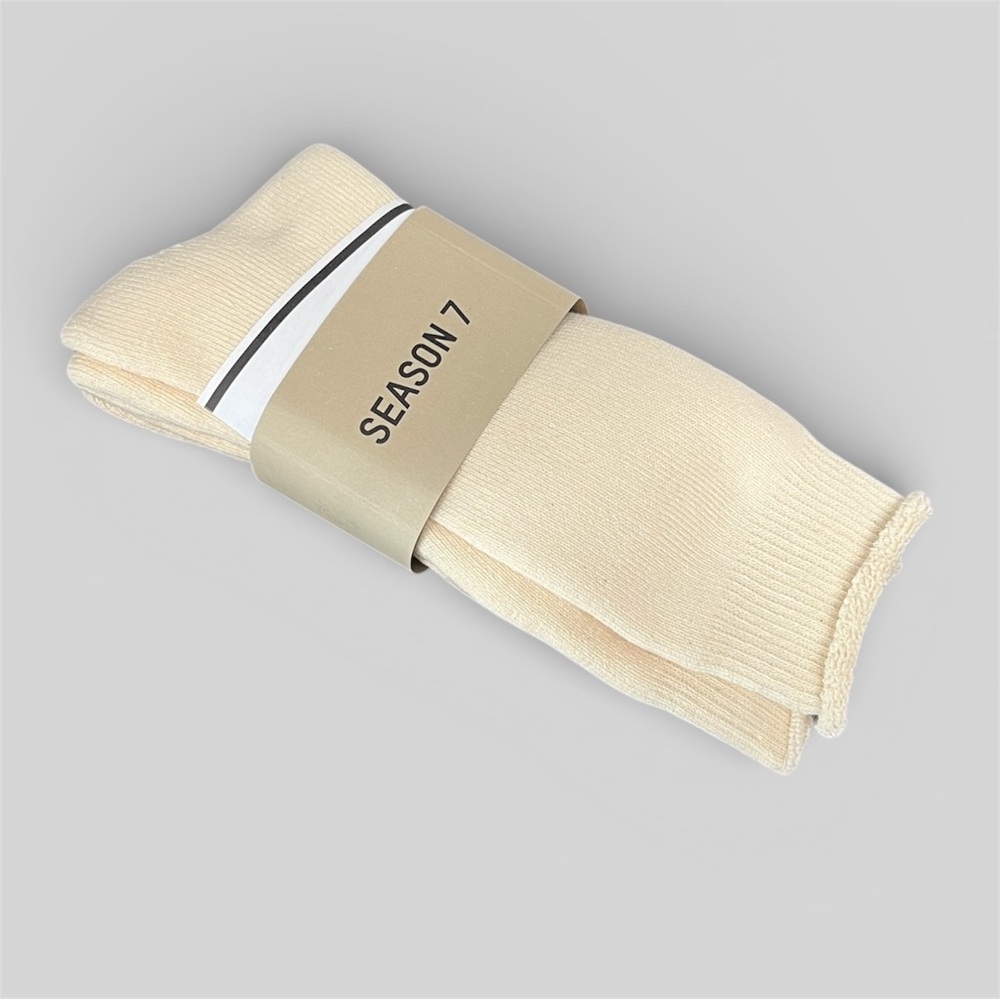 NWT YEEZY Season 7 Bouclette 3 Pack Cream Cotton Crew Socks Size L/XL